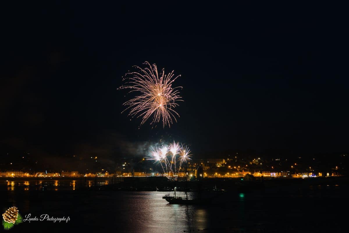 đ Camaret-sur-Mer cĂ©lĂšbre la FĂȘte Nationale Camaret-sur-Mer cĂ©lĂšbre la fĂȘte nationale