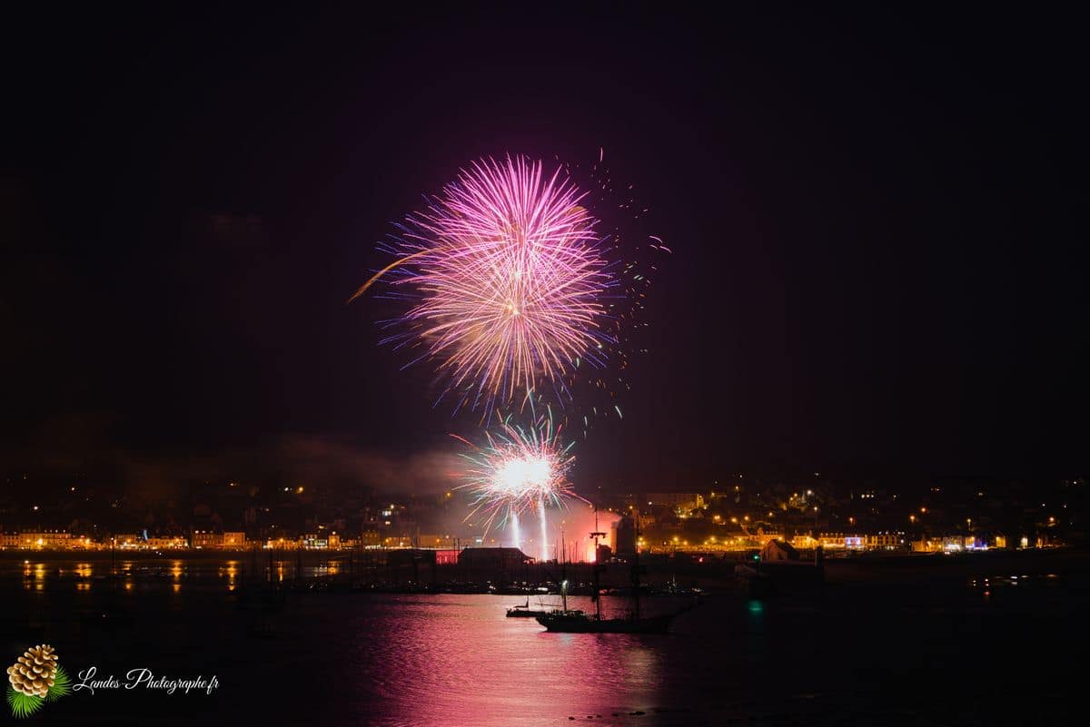 đ Camaret-sur-Mer cĂ©lĂšbre la FĂȘte Nationale Camaret-sur-Mer cĂ©lĂšbre la fĂȘte nationale