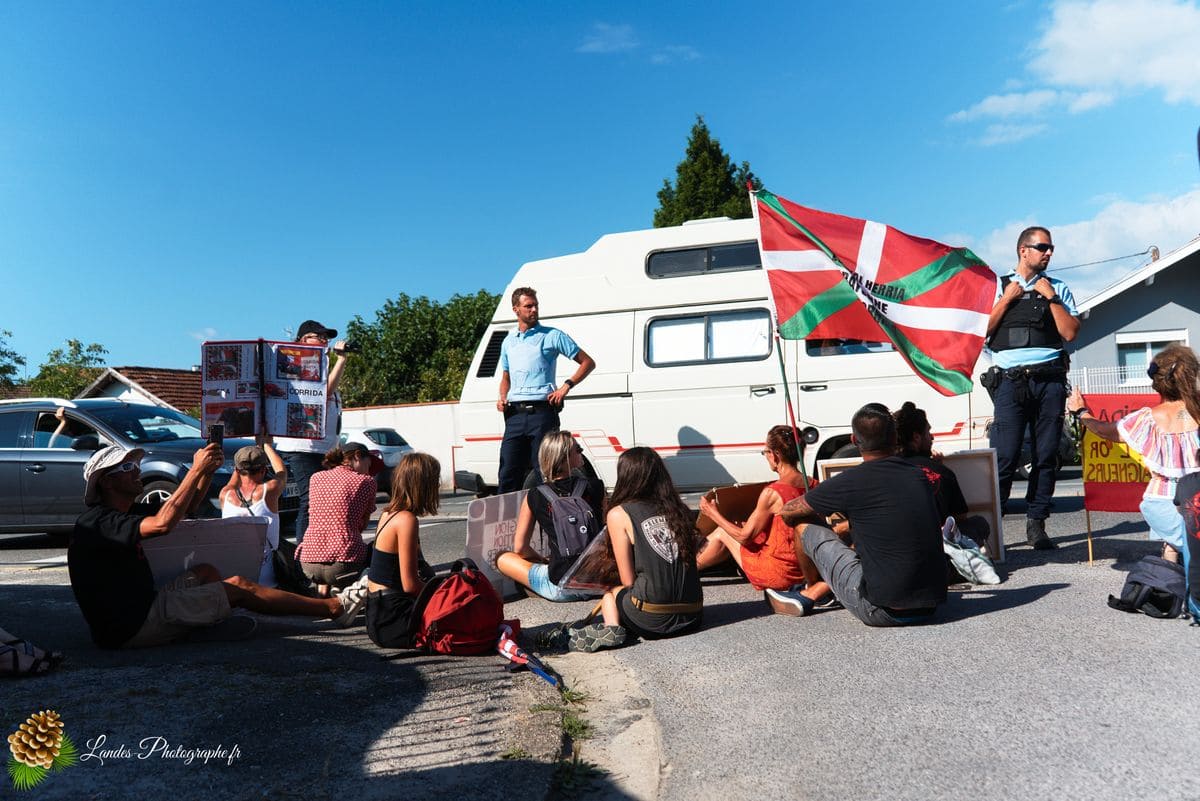 ✊ Manifestation pour l’abolition de la corrida à Saint-Vincent-de-Tyrosse Manifestation pour l’abolition de la corrida à Saint-Vincent-de-Tyrosse