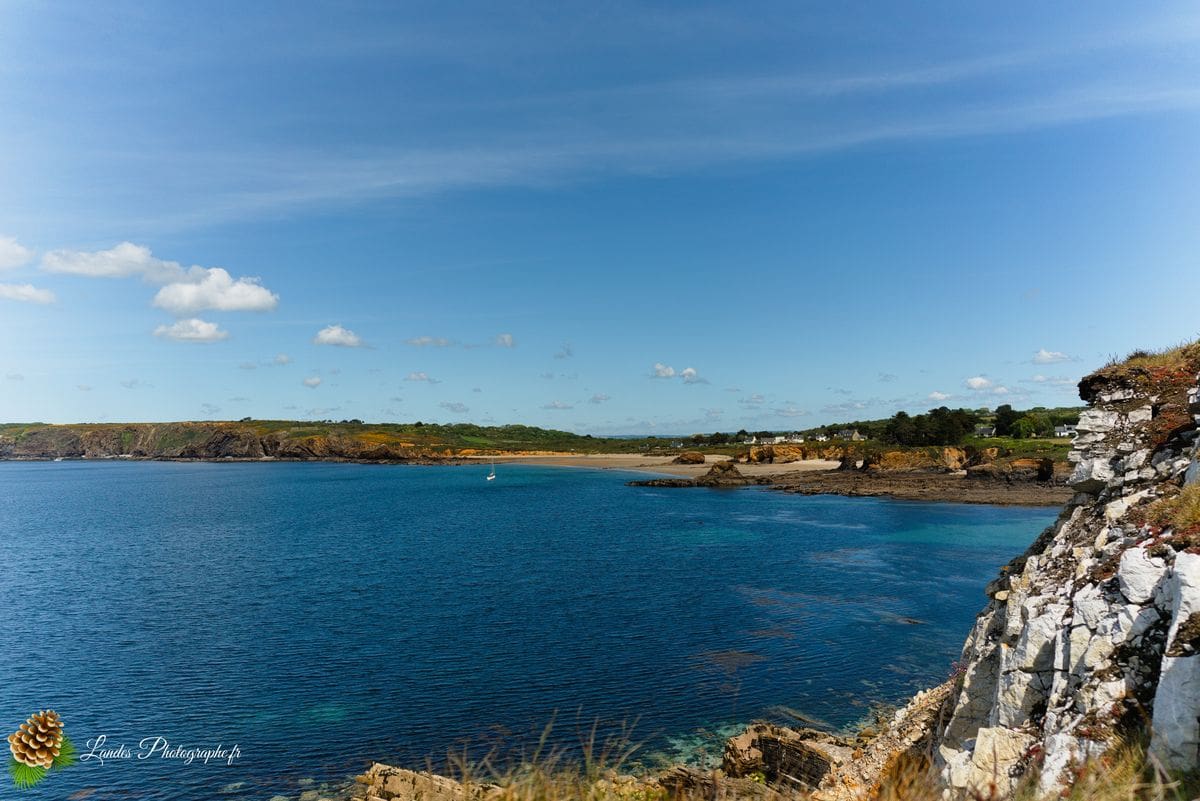 🏖️ Plage de Trez Rouz : Lumière et Patrimoine sur l'Anse de Camaret Plage de Trez Rouz