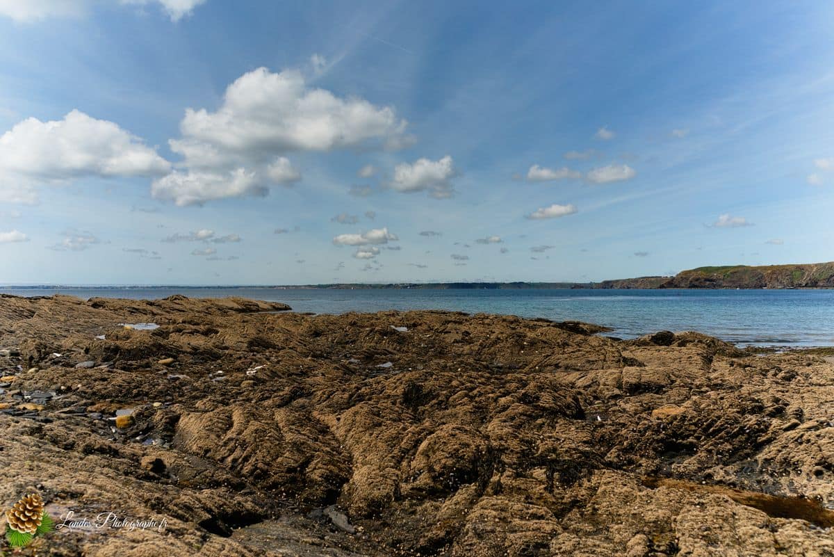 🏖️ Plage de Trez Rouz : Lumière et Patrimoine sur l'Anse de Camaret Plage de Trez Rouz