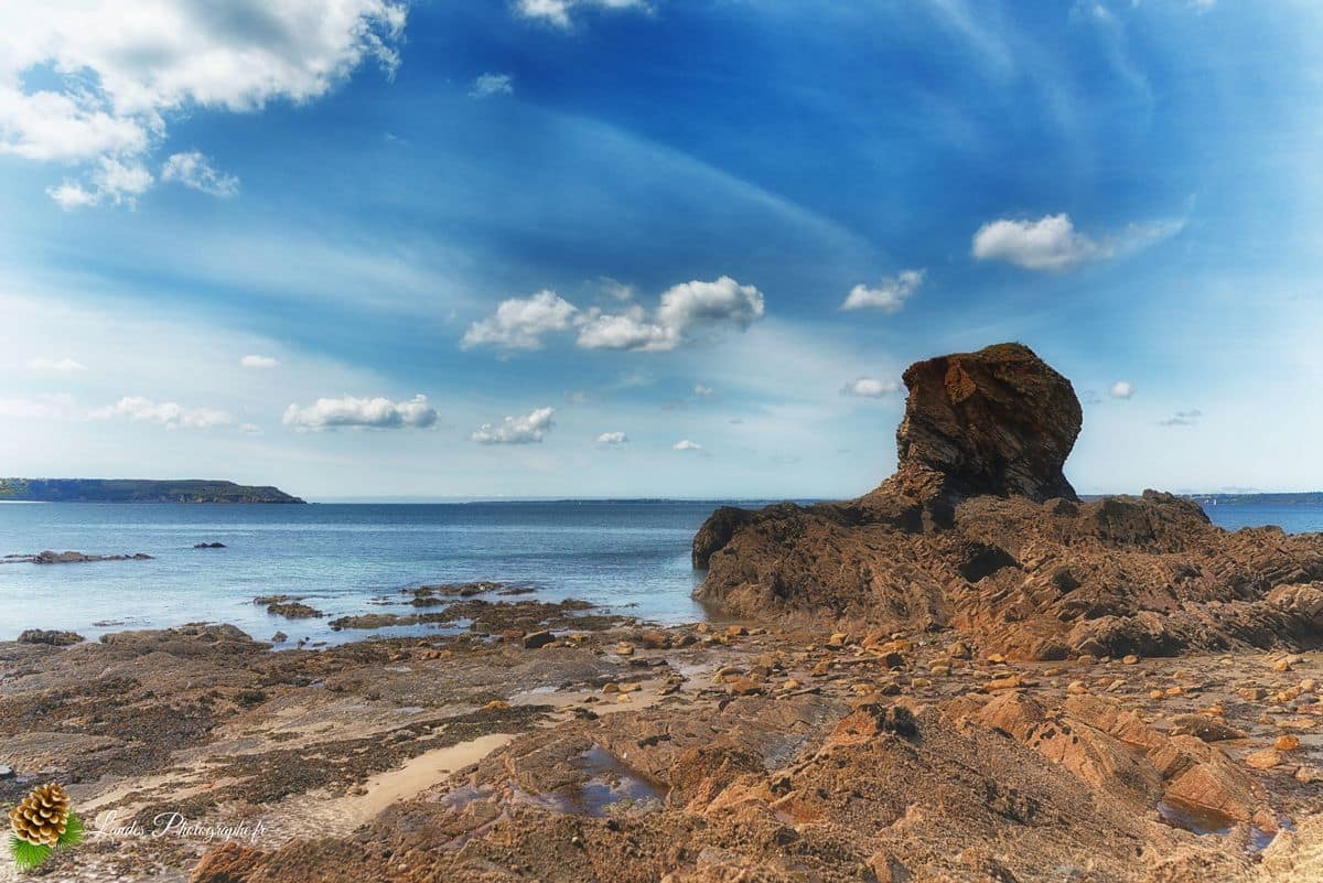 🏖️ Plage de Trez Rouz : Lumière et Patrimoine sur l'Anse de Camaret Plage de Trez Rouz