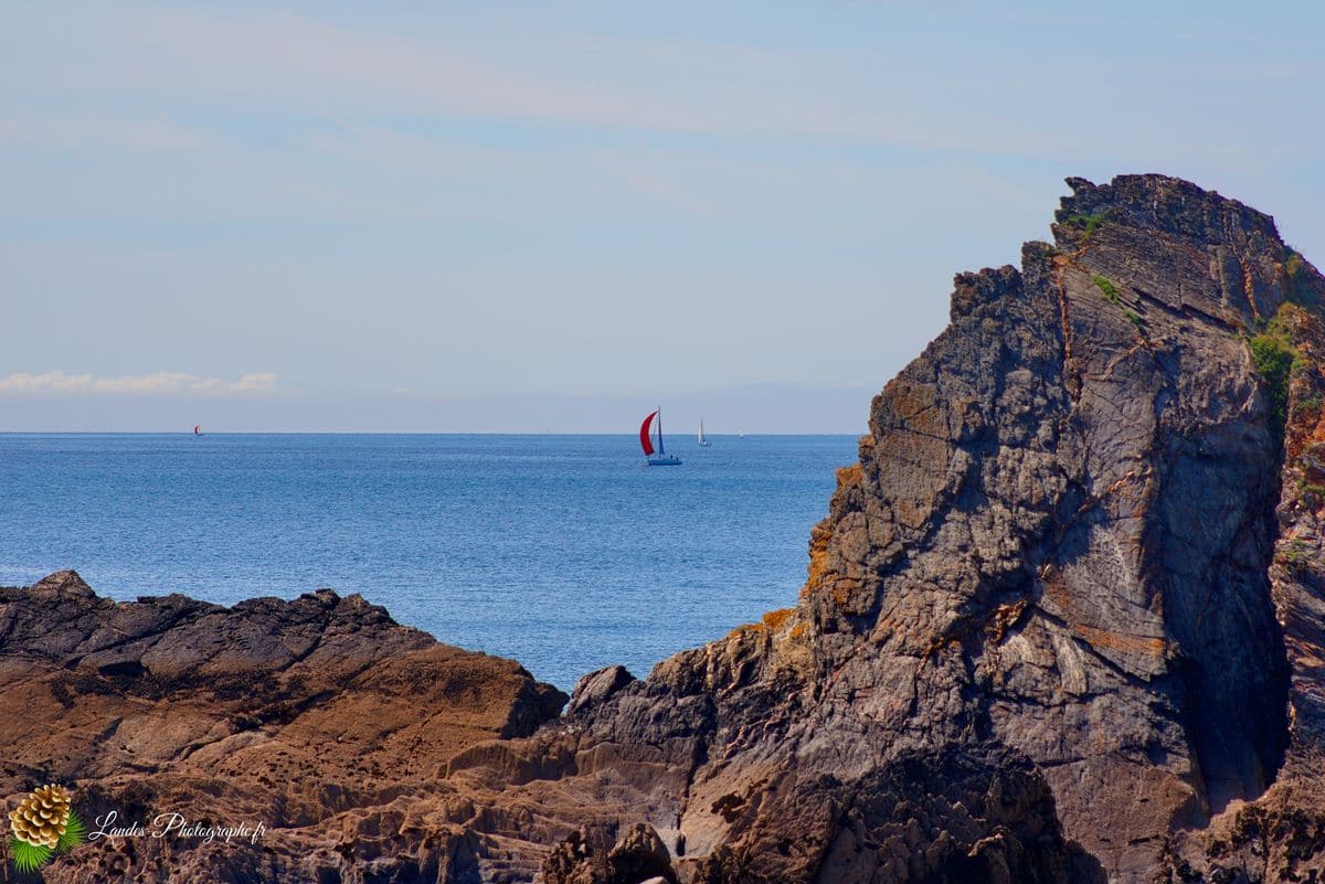 🏖️ Plage de Trez Rouz : Lumière et Patrimoine sur l'Anse de Camaret Plage de Trez Rouz