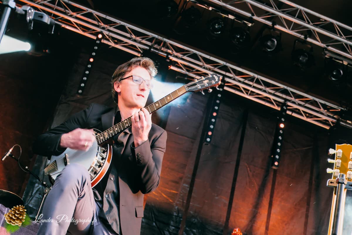 🎸 L'Élégance en Musique : Thomas Dutronc au Festival En Bonne Voix 2016 Thomas Dutronc en live au Festival En Bonne Voix 2016