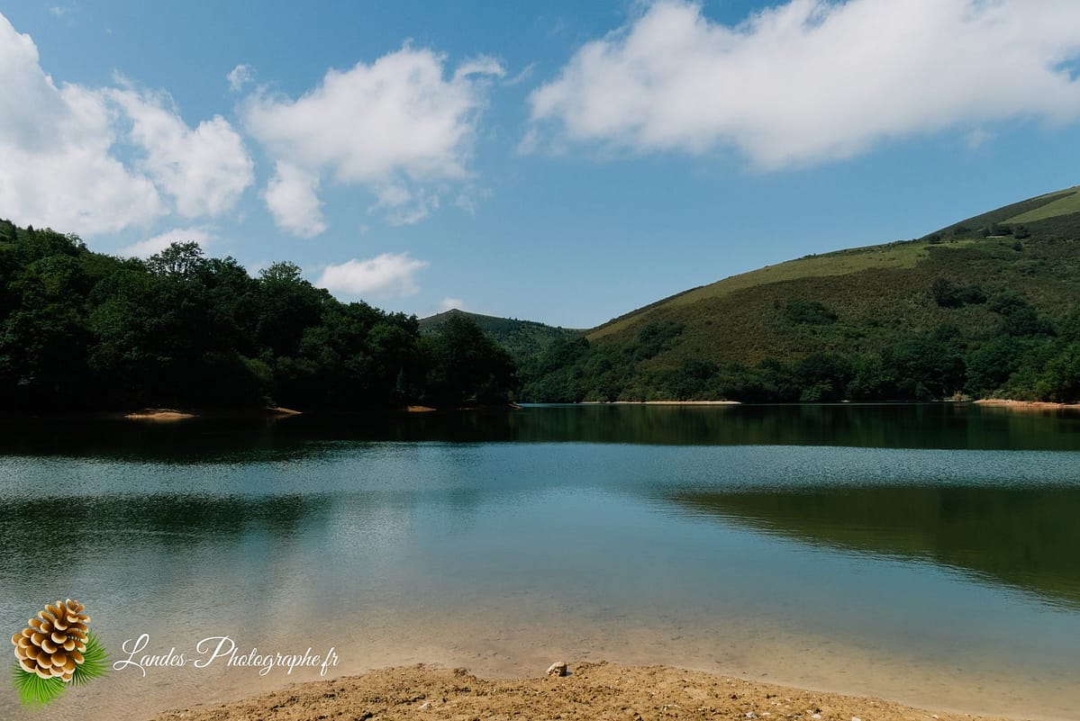 ⛰️ Évasion en Montagne : Le Lac de Xoldokogaina à Ibardin Le lac de Xoldokogaina à Ibardin