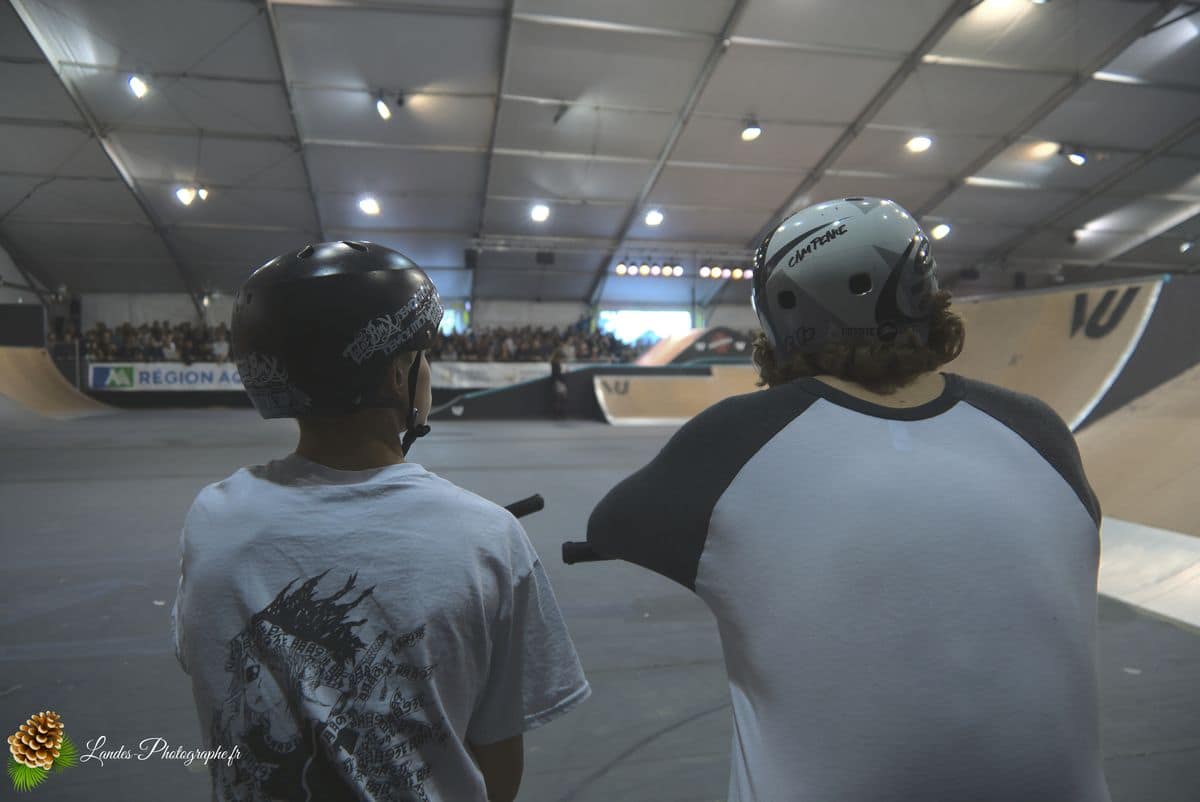 🚴‍♂️ Adrénaline en Images : Reportage Photo du BMX Street Contest Indoor 18 BMX Street Contest Indoor 18