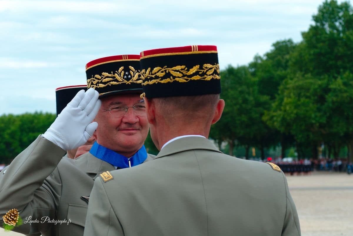 đ«đ· SolennitĂ© RĂ©publicaine : Reportage de la CĂ©rĂ©monie du 14 Juillet Ă Bordeaux CĂ©rĂ©monie du 14 Juillet Ă Bordeaux