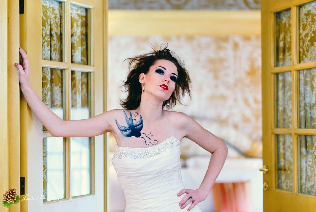 ✨ L'Élégance Intime : Séance Créateur de Robe de Mariée au Château de Mirambeau Agnès au Chateau de Mirambeau