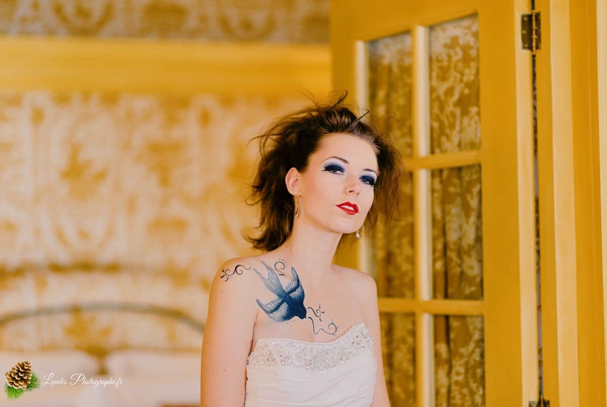 ✨ L'Élégance Intime : Séance Créateur de Robe de Mariée au Château de Mirambeau Agnès au Chateau de Mirambeau