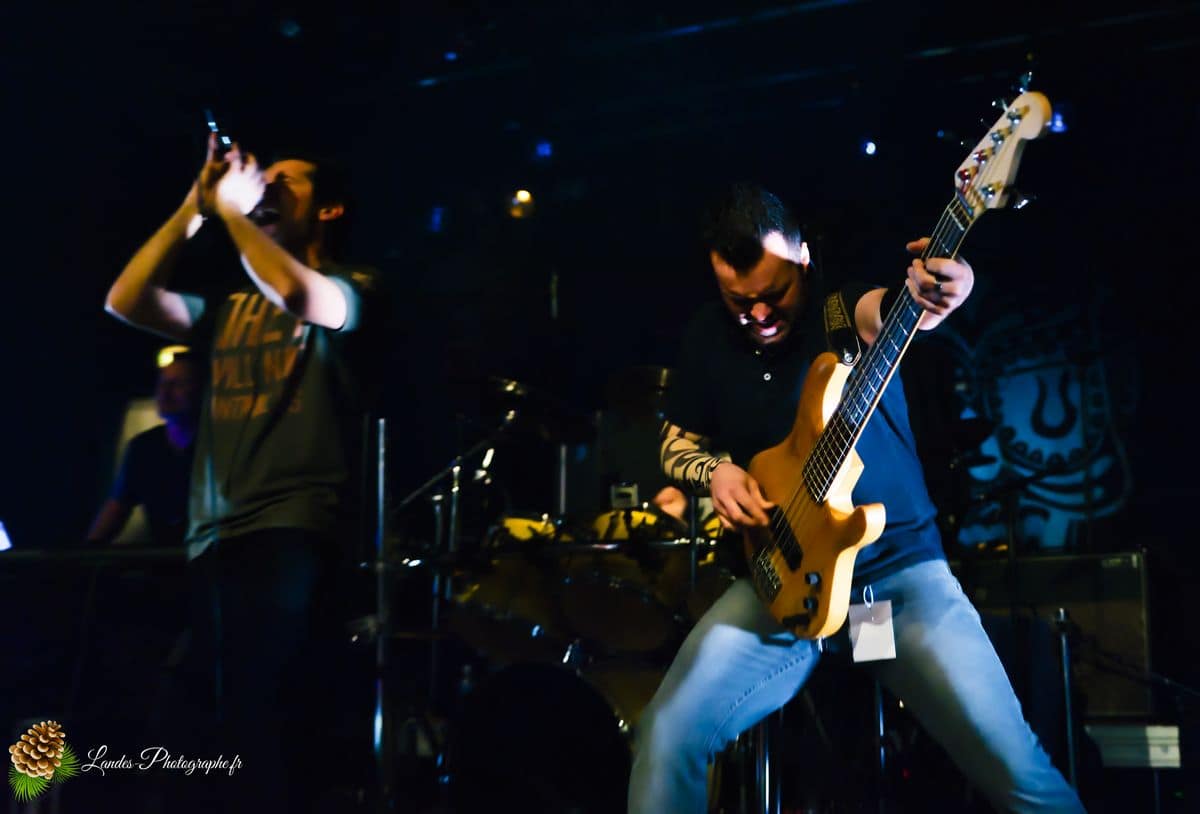 🤘 E-Breed : La Rage Bordelaise au Big Fuzz de Jonzac 2012 E-Breed en concert au Big Fuzz de Jonzac 2012