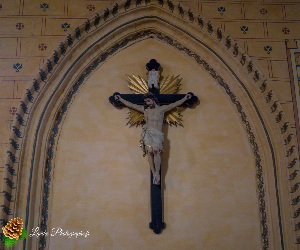 🛡️ L'Église Saint-Jean-Baptiste de Saint-Jean-de-Marsacq : Forteresse de Prière Eglise Saint-Jean-Baptiste à Saint Jean de Marsacq