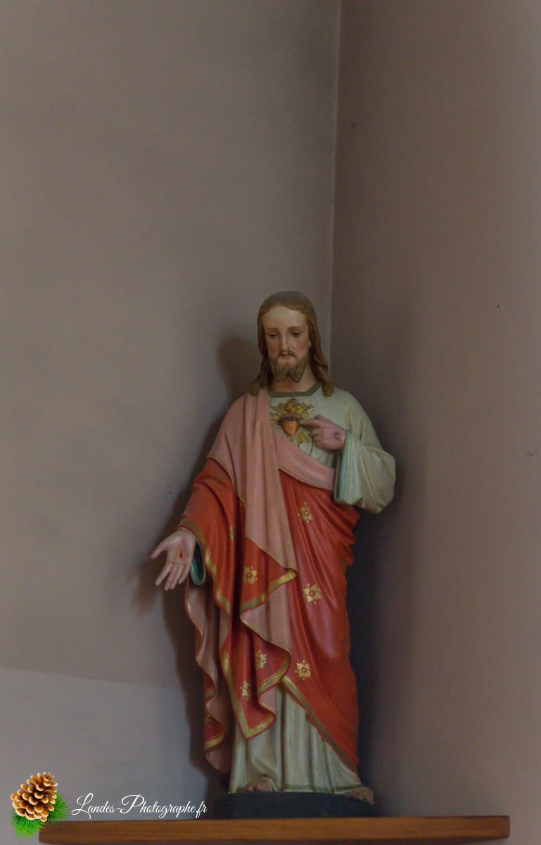 🕊️ L'Église Saint-Sever de Tosse : Entre Roman et Néo-Landais Église Saint-Sever de Tosse