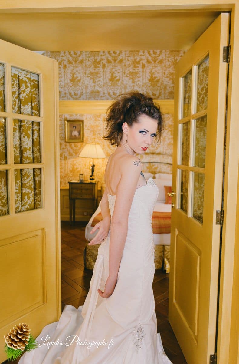 ✨ L'Élégance Intime : Séance Créateur de Robe de Mariée au Château de Mirambeau Agnès au Chateau de Mirambeau