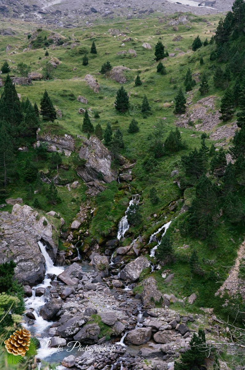 ⛈️ Gavarnie sous Tension : Quand l'Orage Enveloppe le Géant de Glace Cirque de Gavarnie