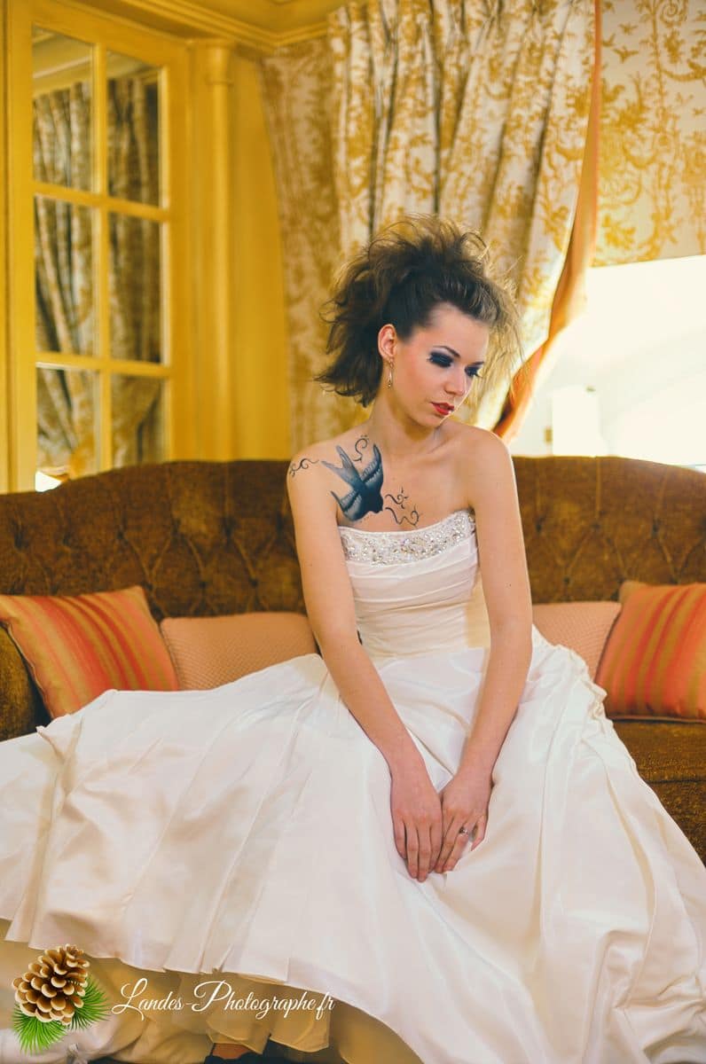 ✨ L'Élégance Intime : Séance Créateur de Robe de Mariée au Château de Mirambeau Agnès au Chateau de Mirambeau