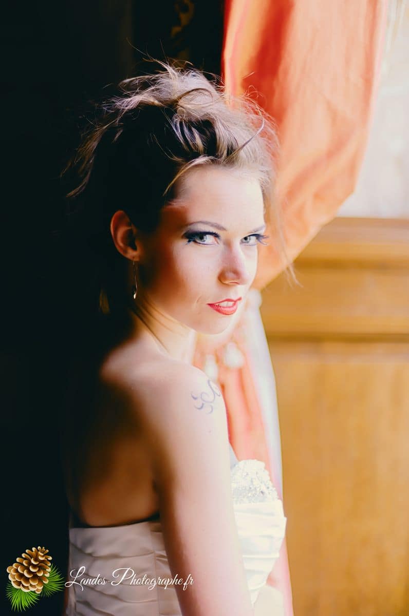 ✨ L'Élégance Intime : Séance Créateur de Robe de Mariée au Château de Mirambeau Agnès au Chateau de Mirambeau