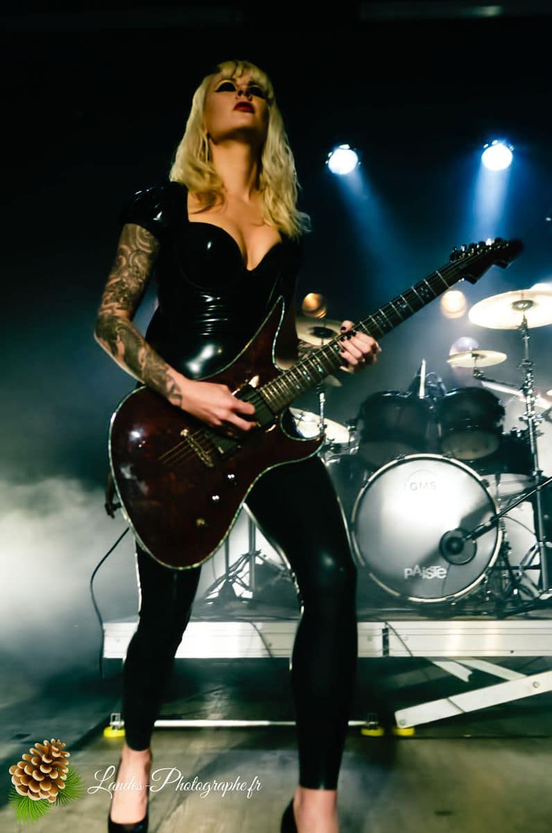 🇨🇭 69 Chambers : L'Énergie Suisse au Big Fuzz 2011 69 Chambers en concert au Big Fuzz de Jonzac 2011