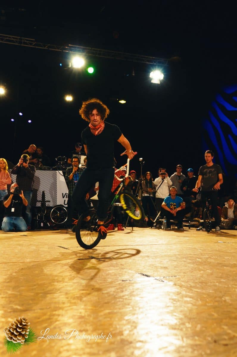 🚲 Flat BMX : Le Reportage Officiel aux Vibrations Urbaines 2010 de Pessac Flat BMX aux Vibrations Urbaines 2010
