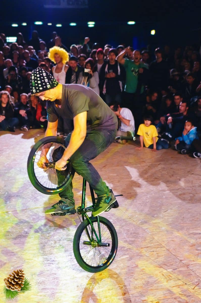🚲 Flat BMX : Le Reportage Officiel aux Vibrations Urbaines 2010 de Pessac Flat BMX aux Vibrations Urbaines 2010