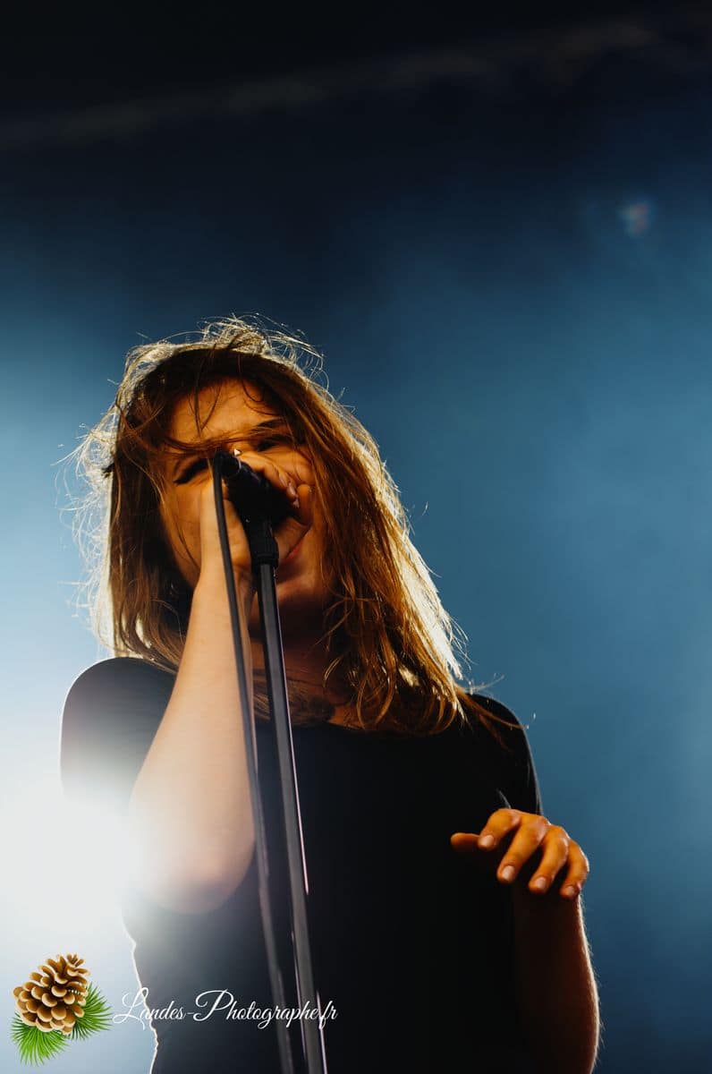 ⚡️ Izia au Festival Garorock 2012 : L'Explosion Rock en Scène Izia en concert au Festival Garorock 2012