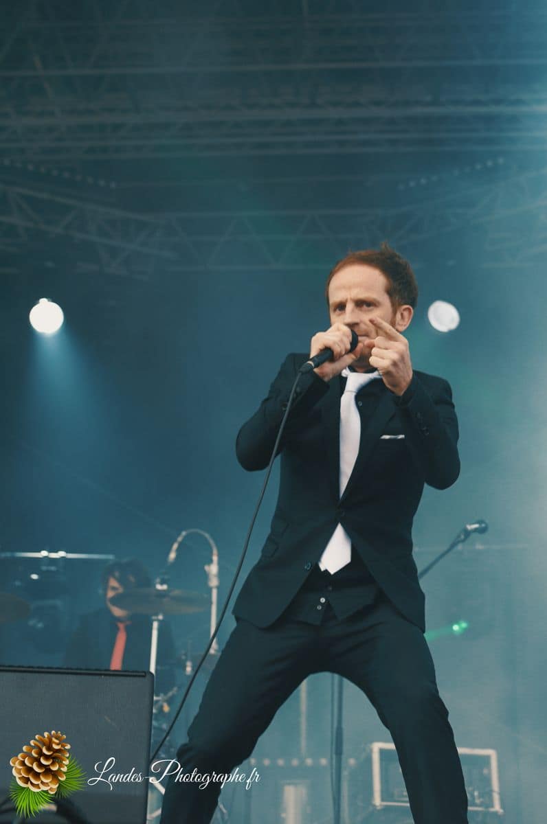 🎸 Dionysos en Concert au Garorock 2012 : La Folie Scénique de Mathias Malzieu Dionysos en concert au Festival Garorock 2012