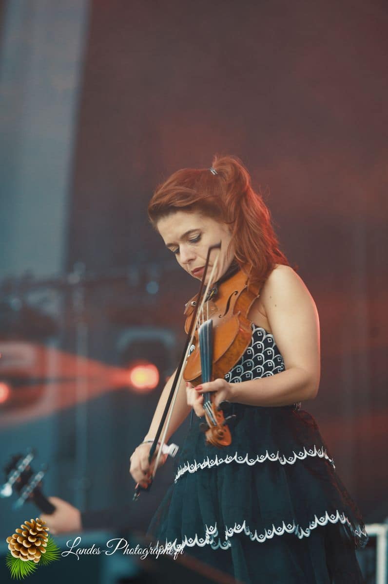 🎸 Dionysos en Concert au Garorock 2012 : La Folie Scénique de Mathias Malzieu Dionysos en concert au Festival Garorock 2012