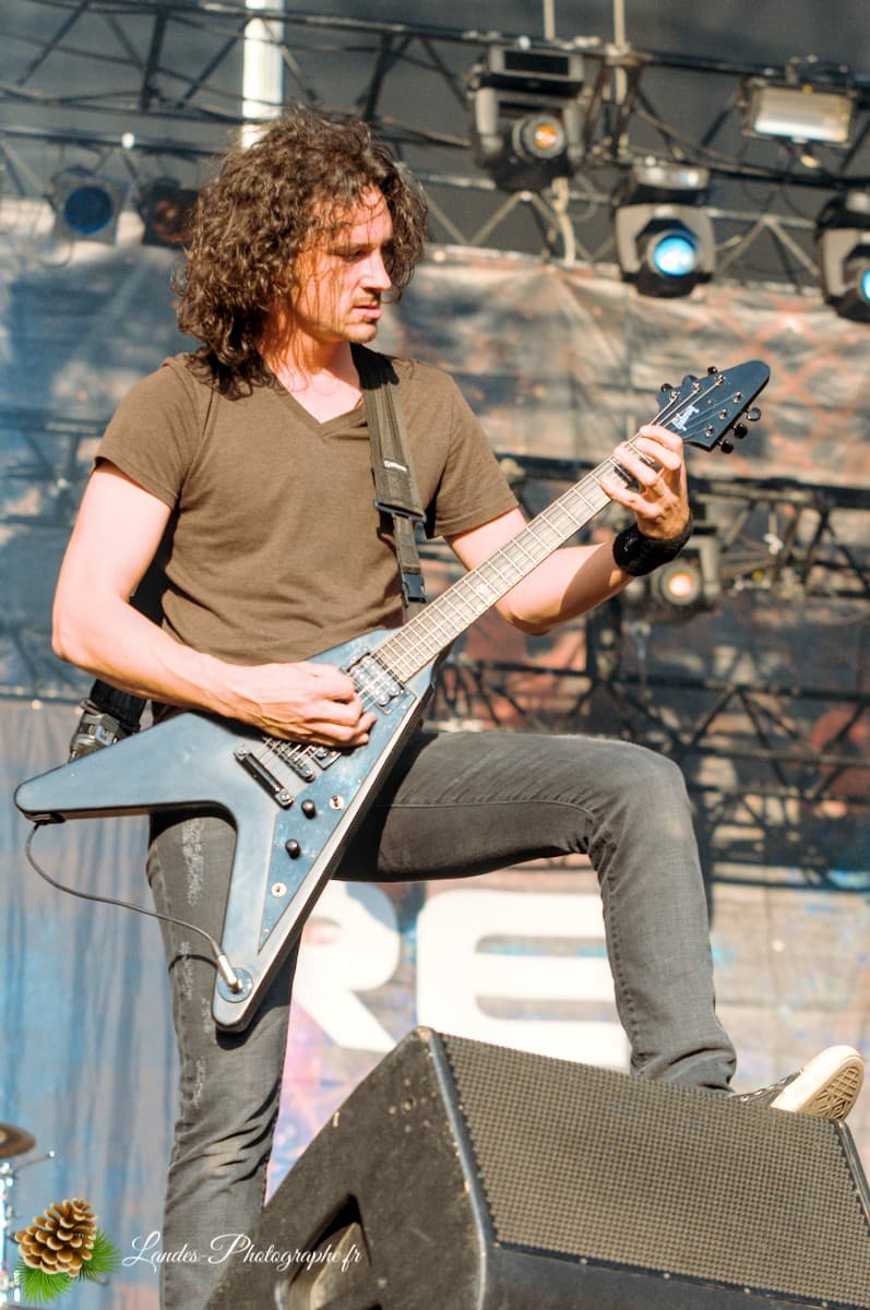 🇫🇷 Gojira : La Force Tellurique du Metal Français au Sonisphere 2011 Gojira live au Sonisphere Festival 2011