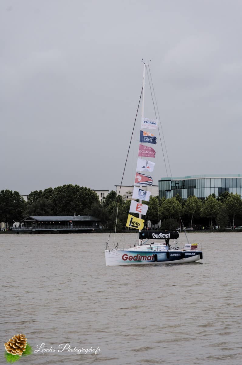 ⛵ Solitaire du Figaro - Eric Bompard : L'Arrivée Épique à Bordeaux Solitaire du Figaro