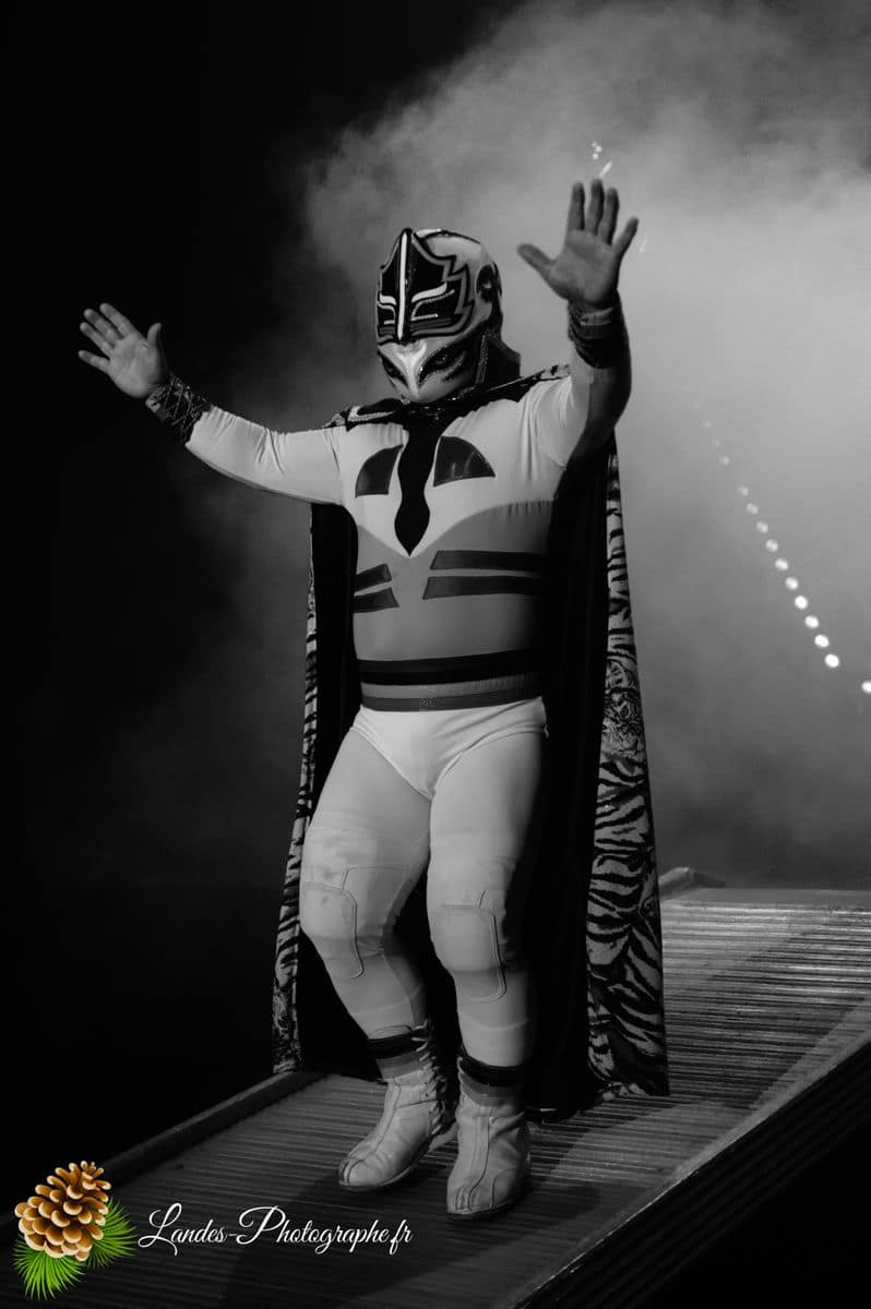 🤼 AWR European Tour 2009 : L'Explosion du Catch à Mériadeck ! AWR European Tour 2009 à la Patinoire Mériadeck de Bordeaux