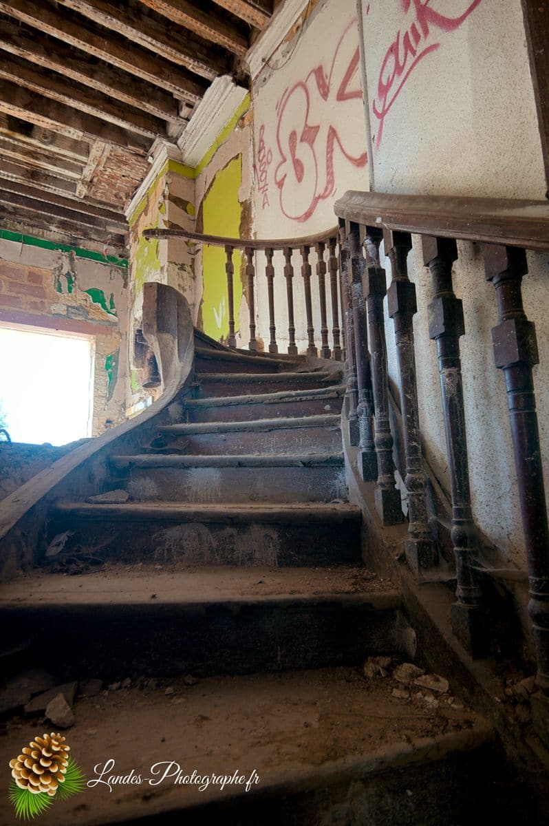 🏚️ L'Élégance Oubliée : la Chartreuse de Bel Sito Chartreuse de Bel Sito