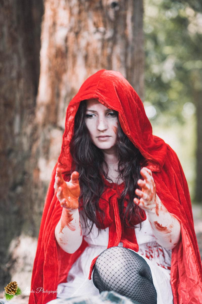 🌲 Le Petit Chaperon Rouge : Une Réinterprétation Mystérieuse avec Ornella Le Petit Chaperon Rouge