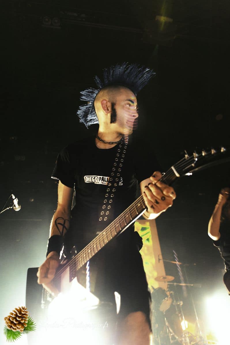 đ Ultra Vomit en Fusion Ă la Rock School Barbey : Le Live de la tournĂ©e "The Renouvellement Of Intermittence" Ultra Vomit en live Ă la Rock School Barbey de Bordeaux