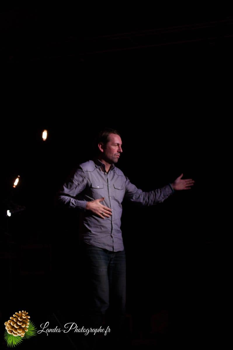 🎶 Guillaume Cantillon : L'Intimité de la Chanson Française à Bordeaux Guillaume Cantillon en concert à l’Espace Tatry de Bordeaux