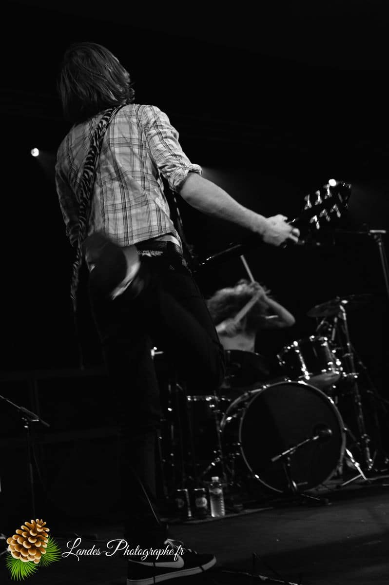 đ€ The Elderberries : Quand le Hard Rock enflamme l'Espace Tatry de Bordeaux The Elderberries Ă lâEspace Tatry de Bordeaux