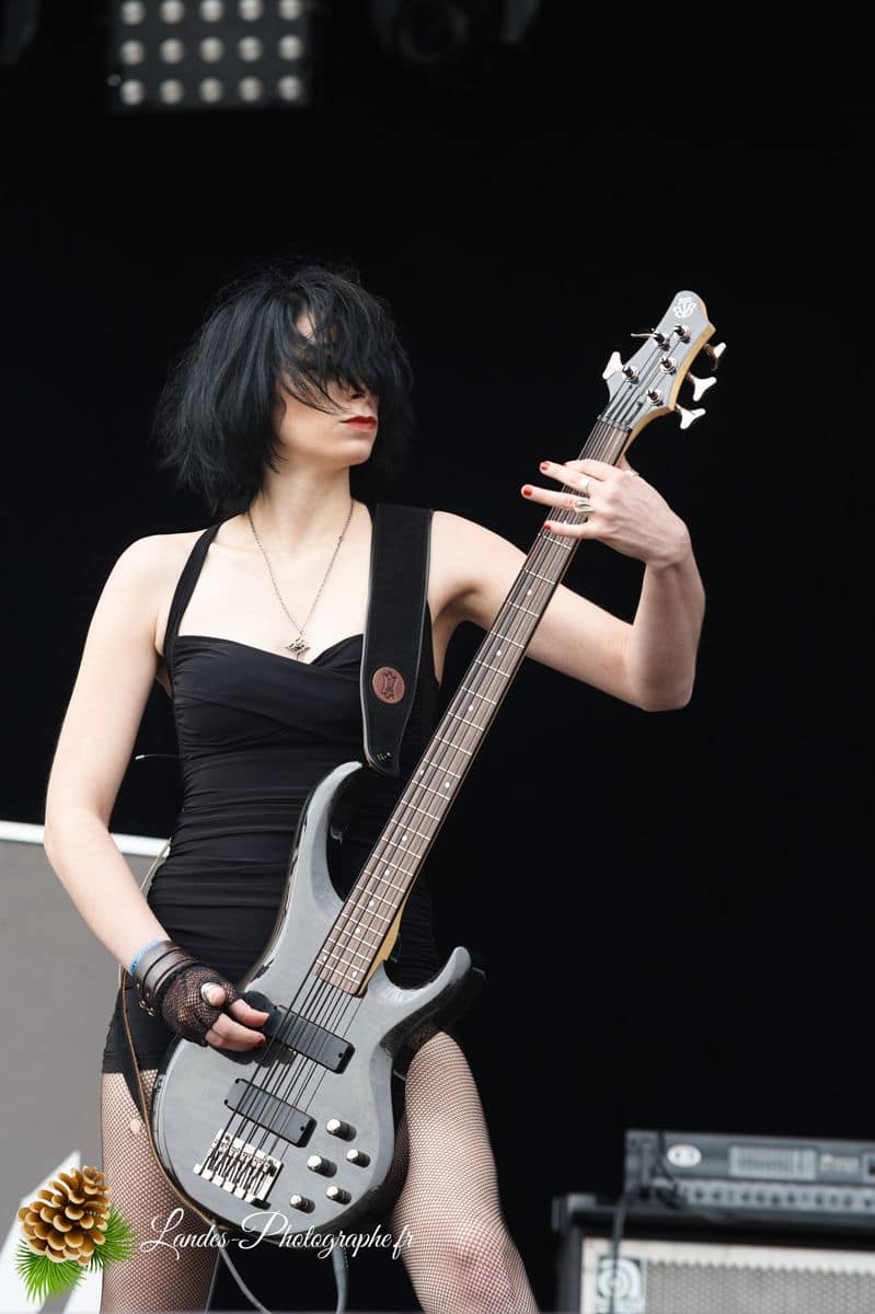 🇨🇭 69 Chambers : L'Élégance du Metal Suisse au Hellfest 2010 69 Chambers en live au Hellfest 2010