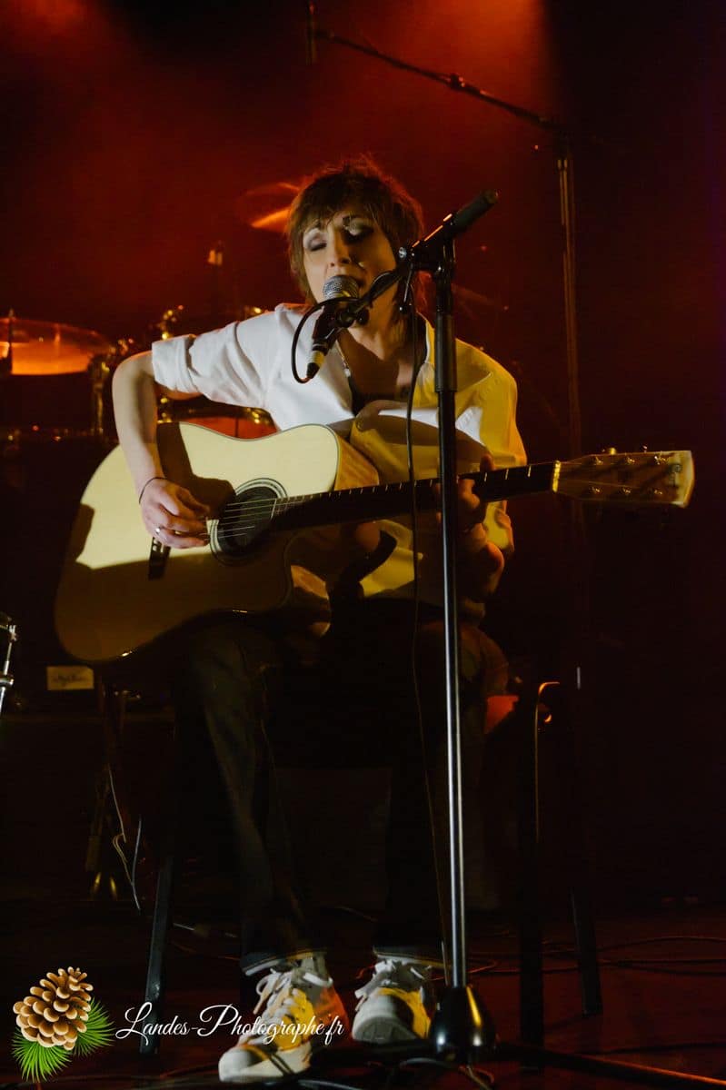 đ” Nelly Olson : Lancement d'Album en Live Ă l'Espace Tatry de Bordeaux Nelly Olson en concert Ă lâEspace Tatry