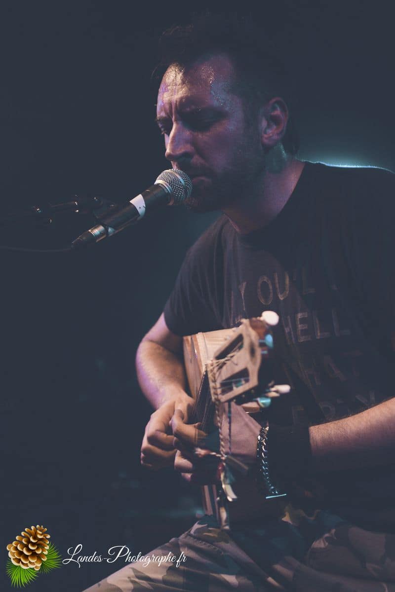 🎸 Fink : L'Ambiance Envoûtante du Folk et Blues à l'Espace Tatry Fink en concert à l’Espace Tatry de Bordeaux