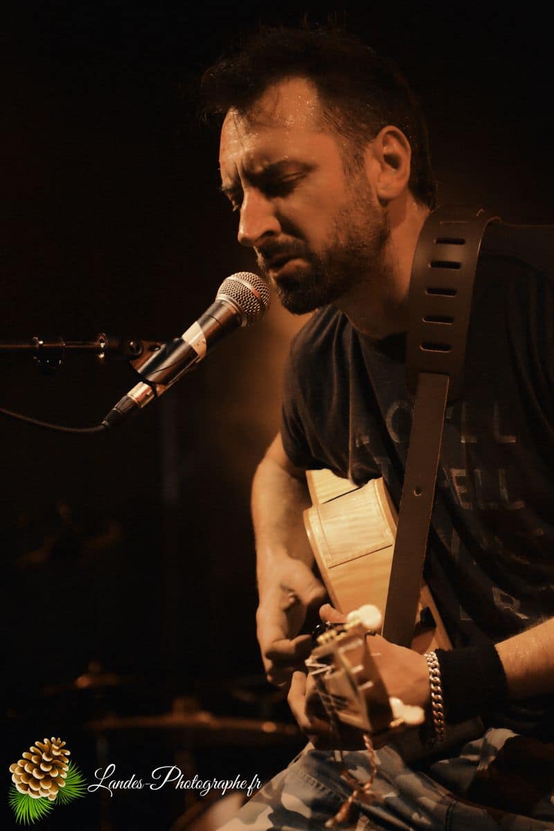 🎸 Fink : L'Ambiance Envoûtante du Folk et Blues à l'Espace Tatry Fink en concert à l’Espace Tatry de Bordeaux