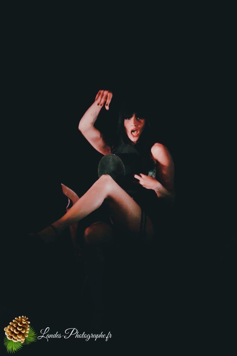 ✨ Extravagance et Glamour : The Divine Ladies – « Dans Tous Les Sens » The Divine Ladies : Dans Tous Les Sens