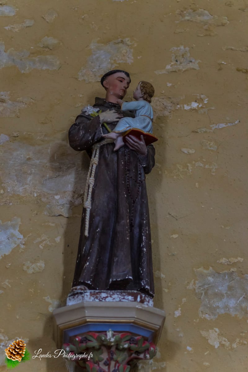 🗝️ L'Église Saint-Pierre d'Angresse : Du Roman au Gothique Église Saint-Pierre d