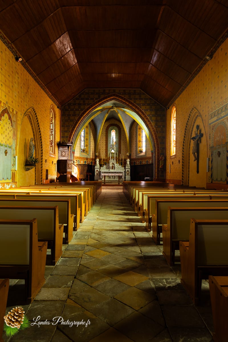 🛡️ L'Église Saint-Jean-Baptiste de Saint-Jean-de-Marsacq : Forteresse de Prière Eglise Saint-Jean-Baptiste à Saint Jean de Marsacq