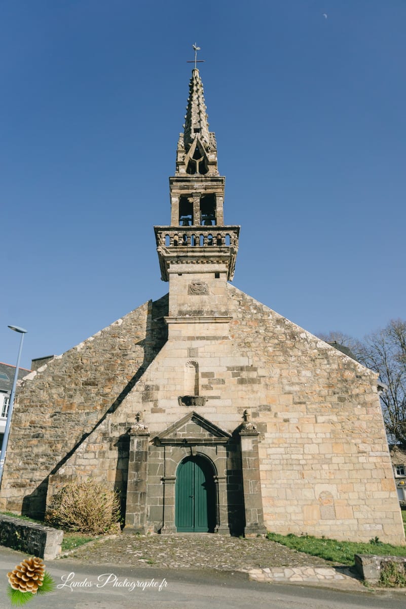 ⛪ L'église Saint-Éloi de Roscanvel L’église Saint Éloi à Roscanvel