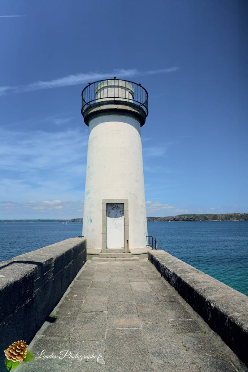 ⛵ Le Port de Camaret-sur-Mer : Entre histoire et marées Port de Camaret sur Mer