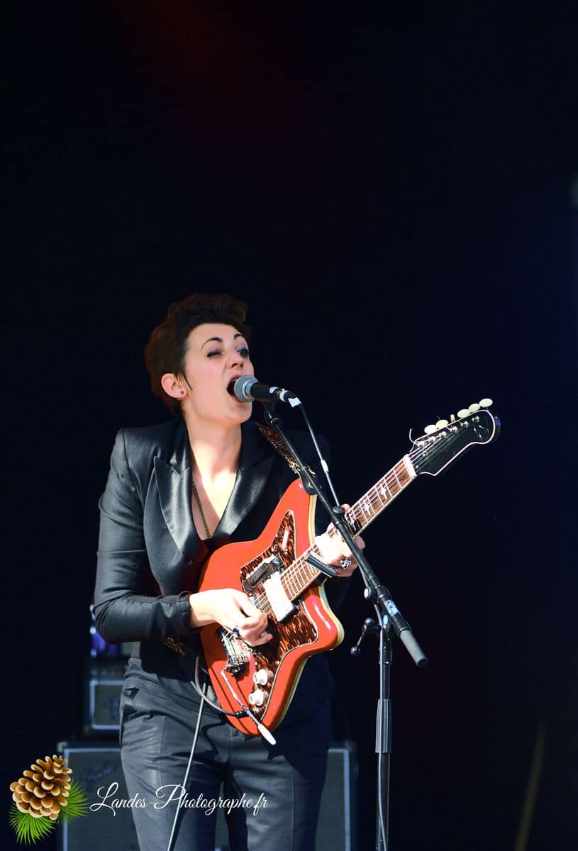 🎶 Mell en concert au Festival En Bonne Voix 2014 Mell en live au Festival En Bonne Voix 2014