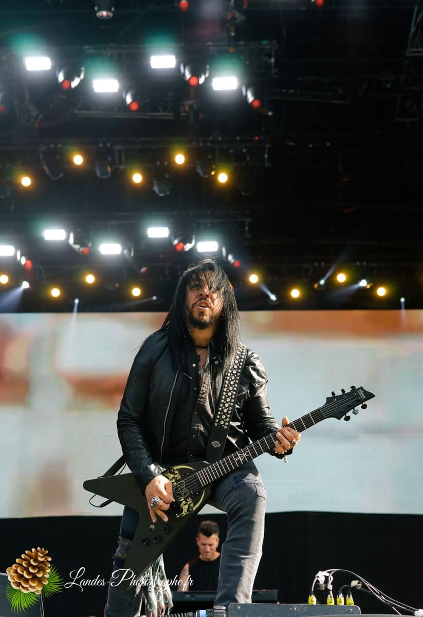 🤘 Ministry en Scène : L'Explosion Industrielle au Knotfest 2019 à Clisson Ministry live au Knotfest 2019