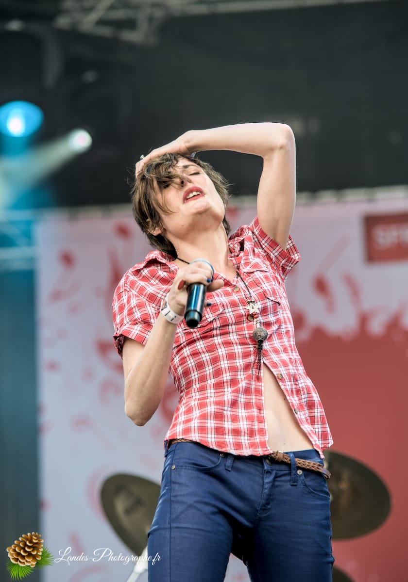 🚀 If The Kids lance le Garorock 2012 : Rock Électrique et Mission d'Ouverture If The Kids en concert au Festival Garorock 2012