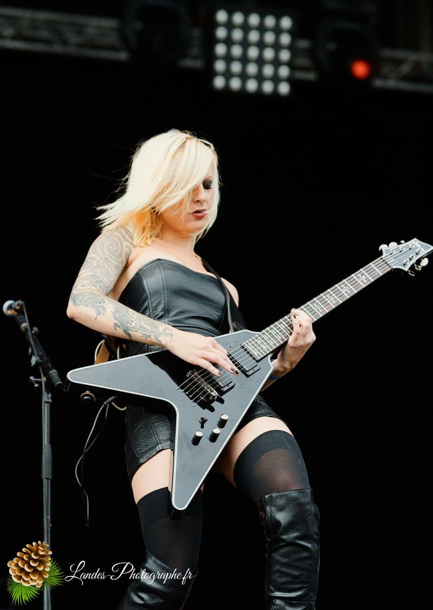 🇨🇭 69 Chambers : L'Élégance du Metal Suisse au Hellfest 2010 69 Chambers en live au Hellfest 2010